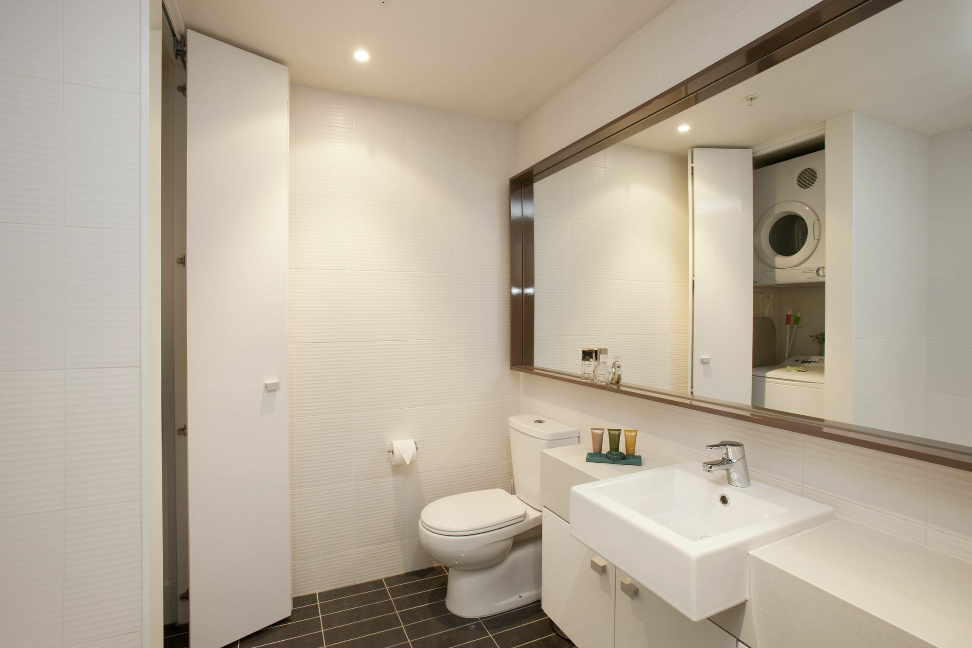 28 Nights Apartments Melbourne Eksteriør bilde